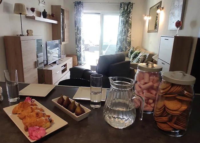 Promenade Paradise Apartment